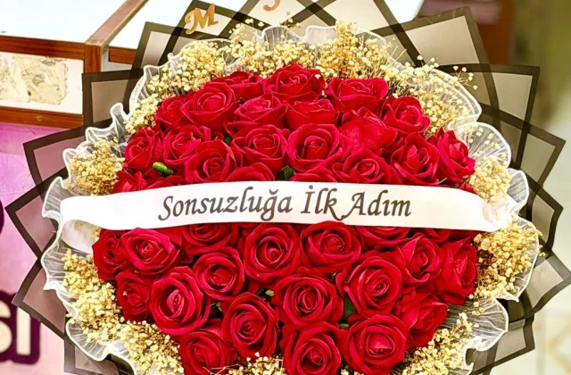41 Gül Buketi
